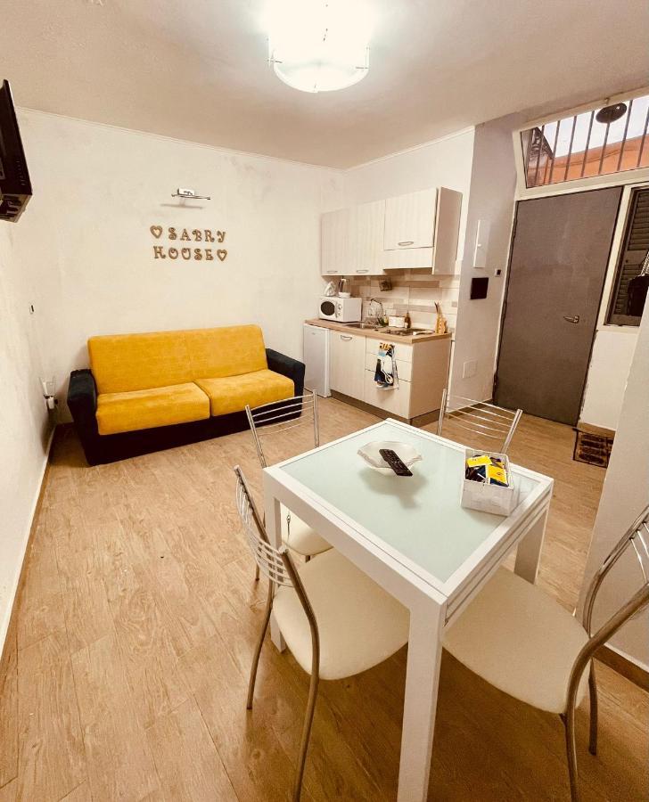 那不勒斯Sabry House公寓 外观 照片